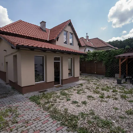 Villa Rares